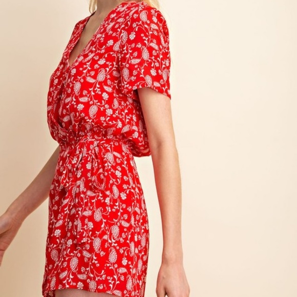 Red Floral Romper NWT - Picture 2 of 6